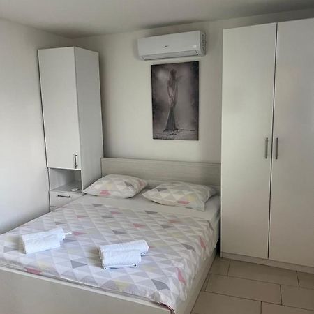 Heaven'S View Apartments Baška Voda Екстериор снимка